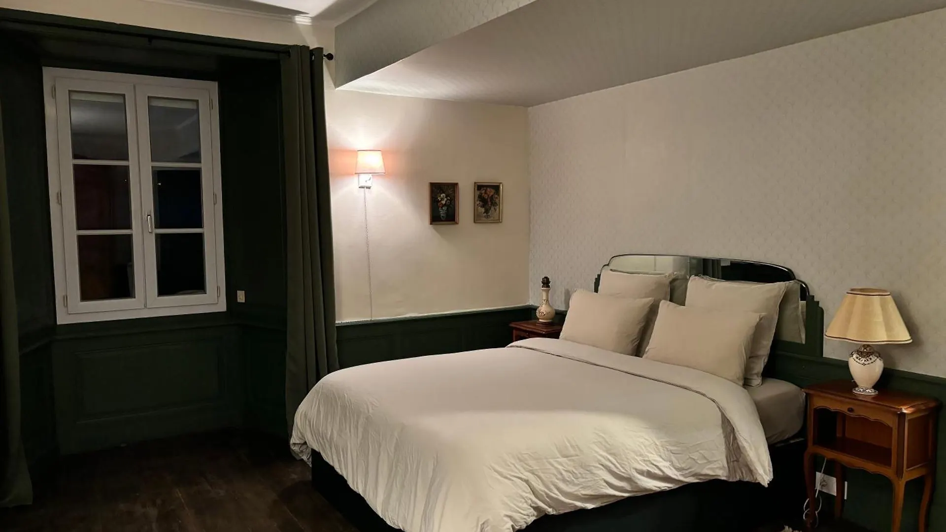 L'Echappee Belle Bed and Breakfast Sixt-sur-Aff 0*,